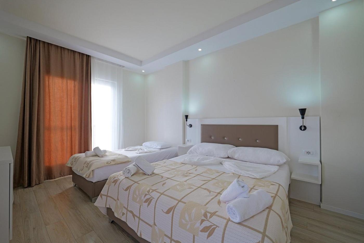 Helia Seaside Hotel Saranda Dış mekan fotoğraf