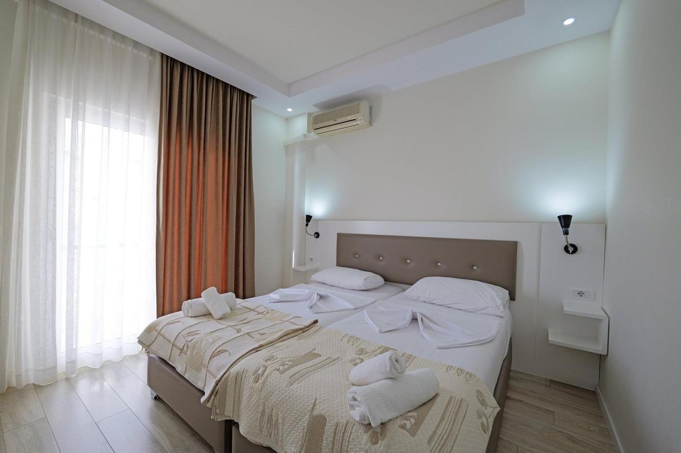 Helia Seaside Hotel Saranda Dış mekan fotoğraf