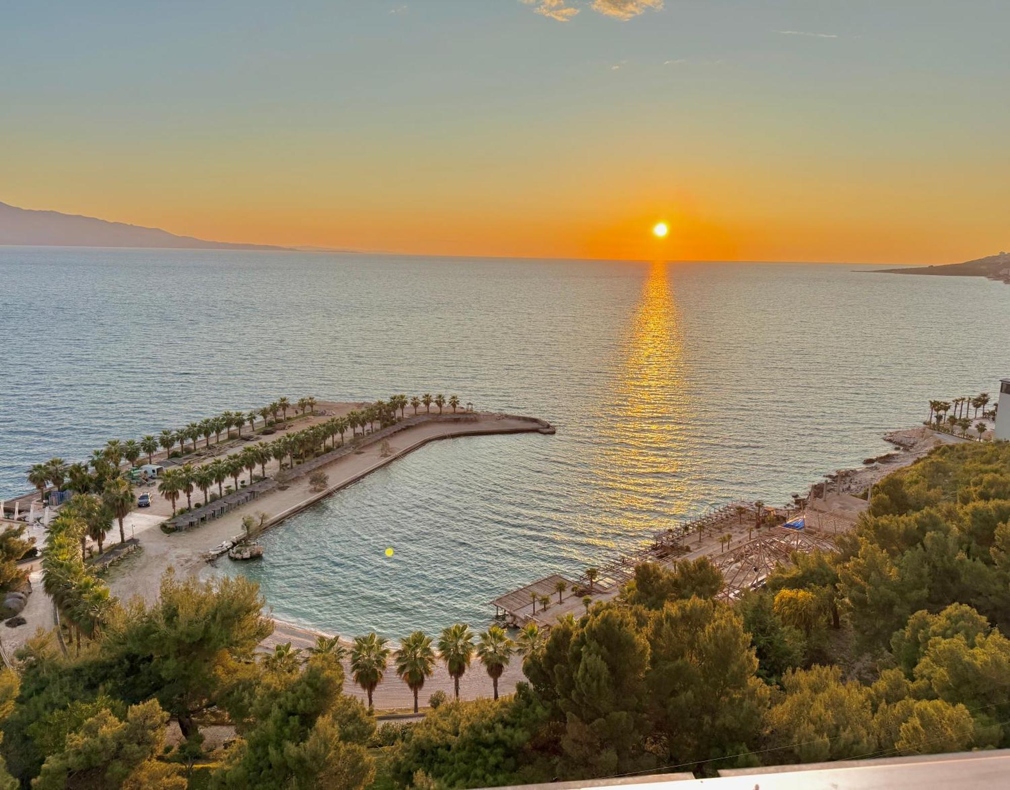 Helia Seaside Hotel Saranda Dış mekan fotoğraf